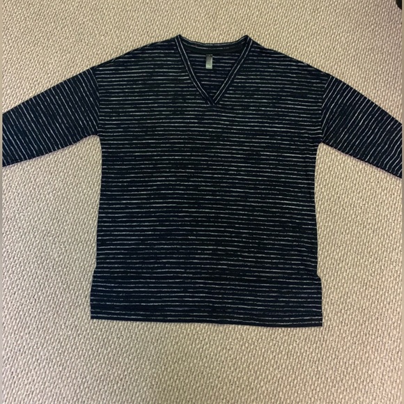 3for $15😍 Denver Hayes V Neck Long Sleeves Shirt - Picture 6 of 15